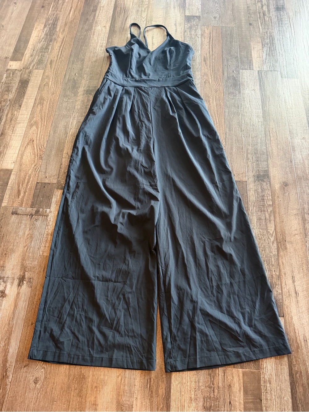 NWT Halara Black Wide-Leg Jumpsuit with Spaghetti Straps sz large -